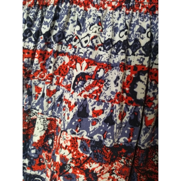 Forever 21 Red White Blue Floral Watercolor Rorschach Top - Picture 4 of 5